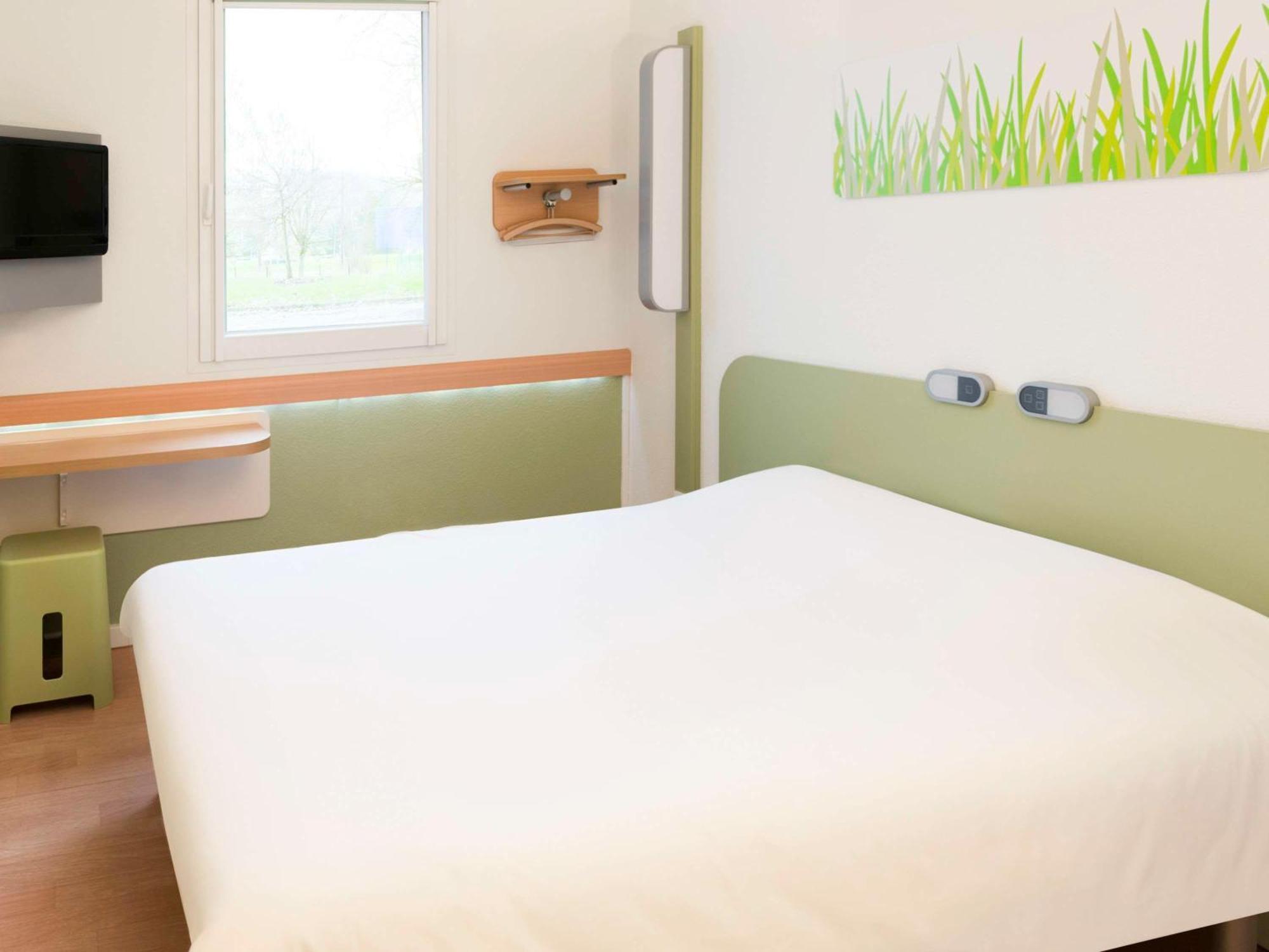 Ibis Budget Lons-Le-Saunier Exterior photo