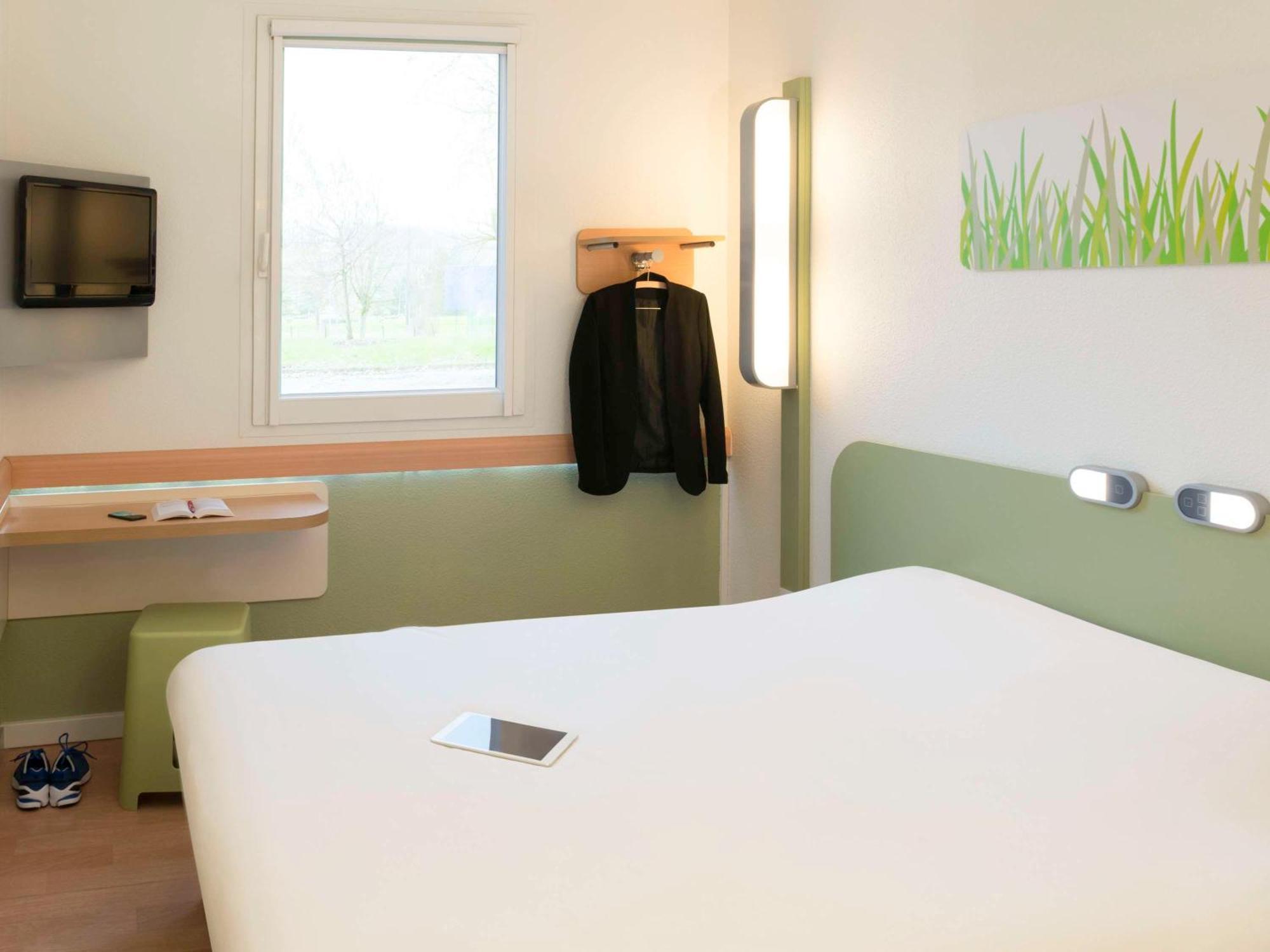 Ibis Budget Lons-Le-Saunier Exterior photo