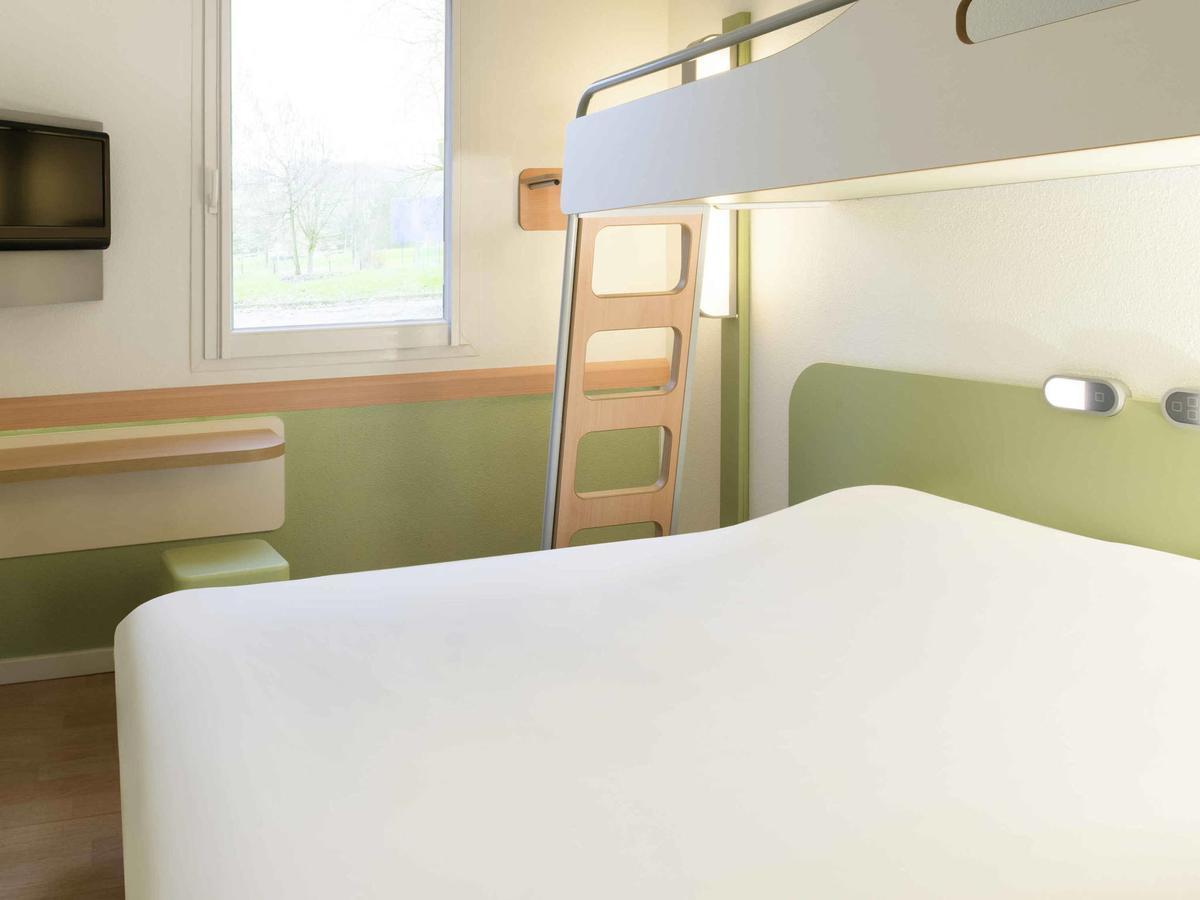 Ibis Budget Lons-Le-Saunier Exterior photo
